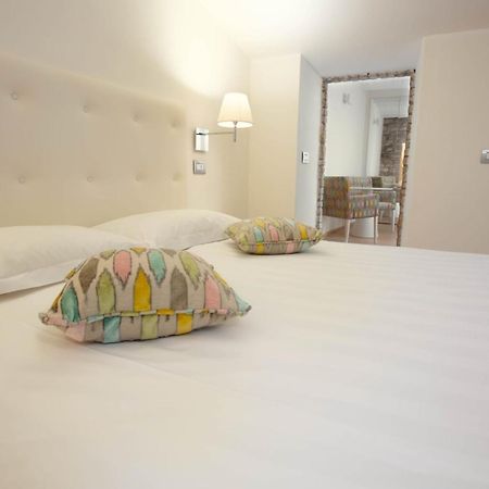 Hotel Il Palazzo Асизи Екстериор снимка