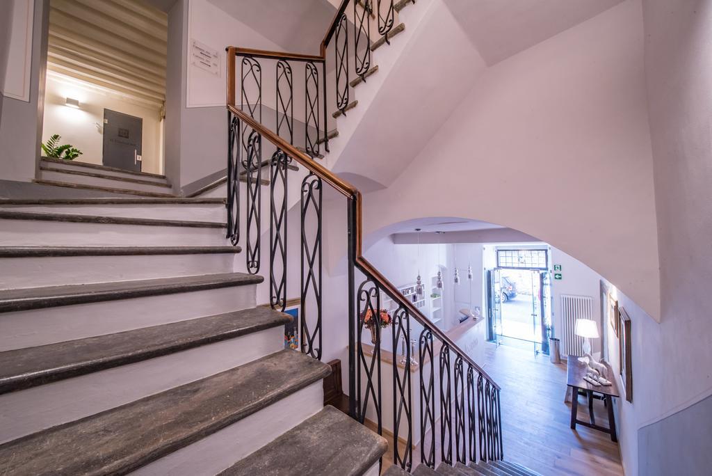 Hotel Il Palazzo Асизи Екстериор снимка